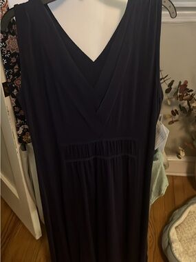 Athleta Navy Sleeveless V-Neck Midi Dress